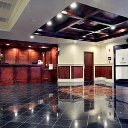 Super 8 By Wyndham Danville Beltér fotó